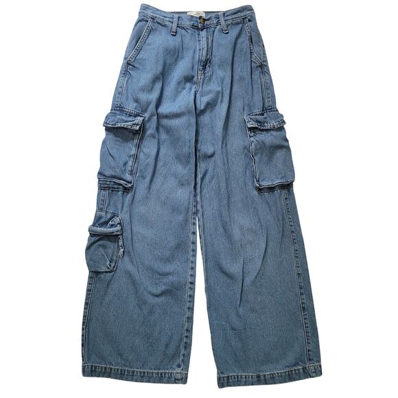 Universal Thread Size 2R Wide Leg Cargo Jeans Light Wash y2k utility trendy cool - Picture 1 of 8